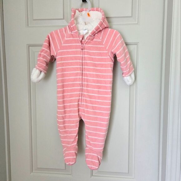 2/$20 Old Navy bunting bag / suit size 3-6 m - Picture 1 of 4